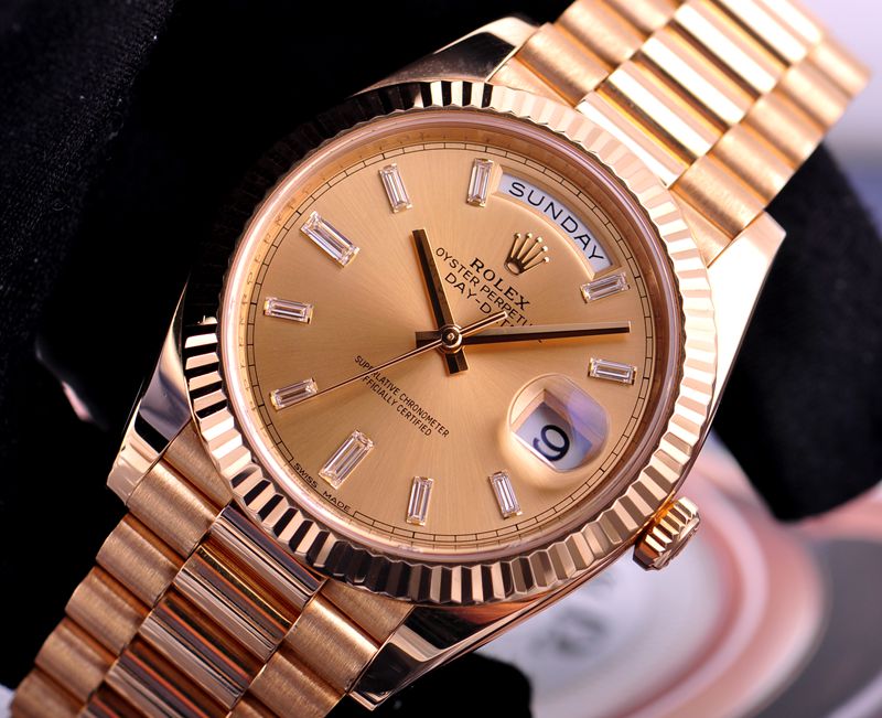 2025 Automatic Men's Watch Day-Date22823818K Gold Rock Candy Diamond