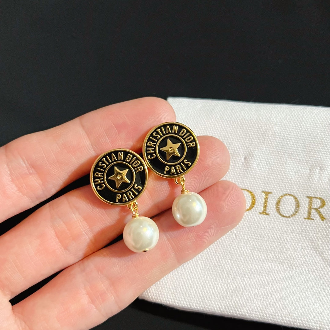 2025 Star Round Pearl Drop Earrings